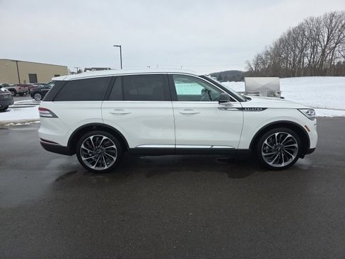 Used 2022 Lincoln Aviator Reserve w/ Equipment Group 201A image 8