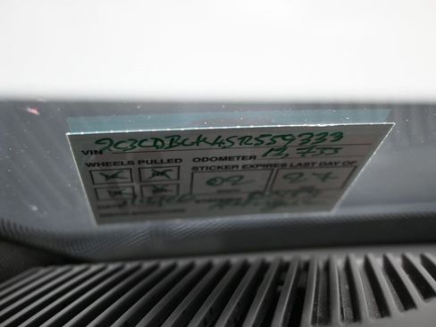 Used 2025 Dodge Charger R/T w/ Sun & Sound Package image 10