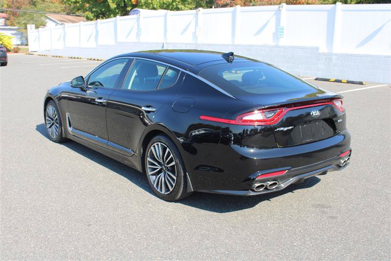 Used 2018 Kia Stinger Premium AWD/4WD image 5