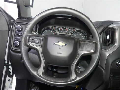 Used 2020 Chevrolet Silverado 1500 W/T w/ WT Value Package AWD/4WD image 28