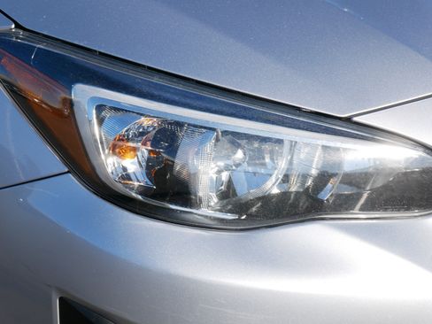 Used 2023 Subaru Crosstrek 2.0i Premium image 16