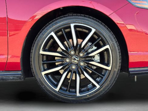 Certified 2024 Honda Accord Touring image 11