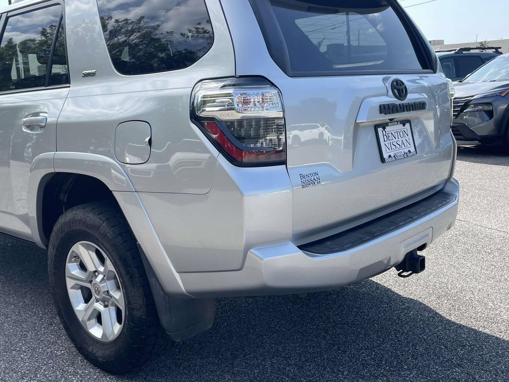 Used 2019 Toyota 4Runner SR5 RWD image 12