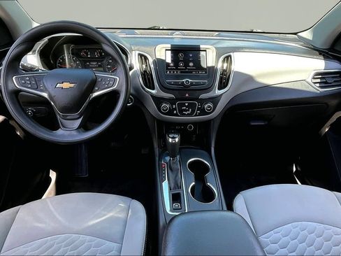 Used 2021 Chevrolet Equinox LS w/ LPO, Blackout Package AWD/4WD image 7