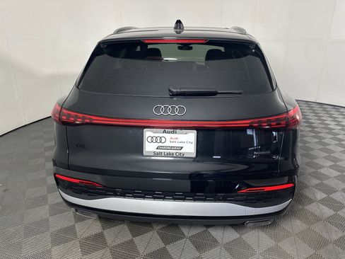 Used 2025 Audi Q5 Premium Plus w/ Premium Plus image 6