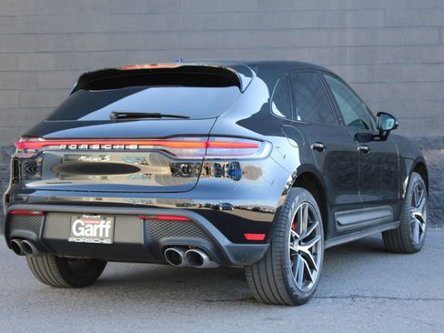 Certified 2023 Porsche Macan S image 10