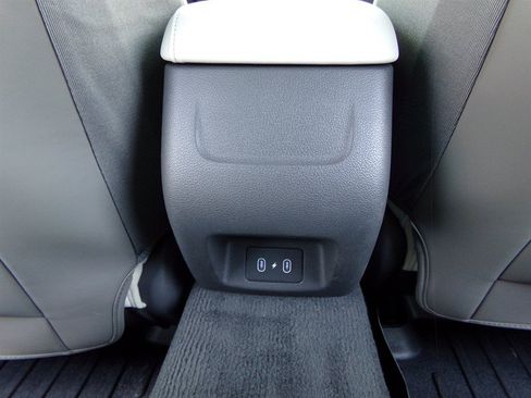 Used 2025 Hyundai Sonata SEL AWD/4WD image 28