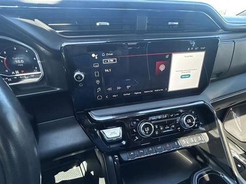 Used 2022 GMC Sierra 1500 AT4X image 14