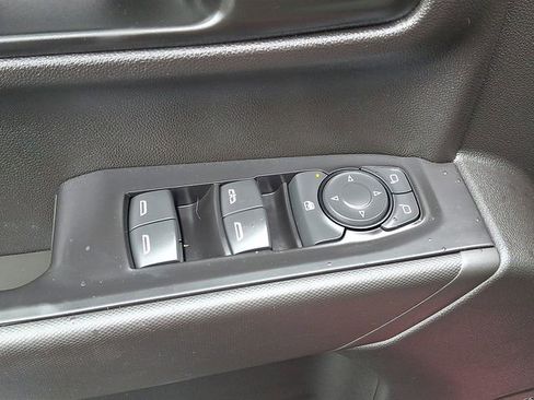Used 2021 Chevrolet Silverado 1500 Custom w/ Safety Confidence Package AWD/4WD image 12