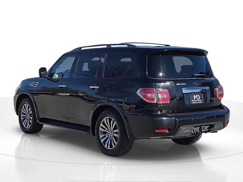 Used 2019 Nissan Armada Platinum w/ Captain's Chairs Package image 4