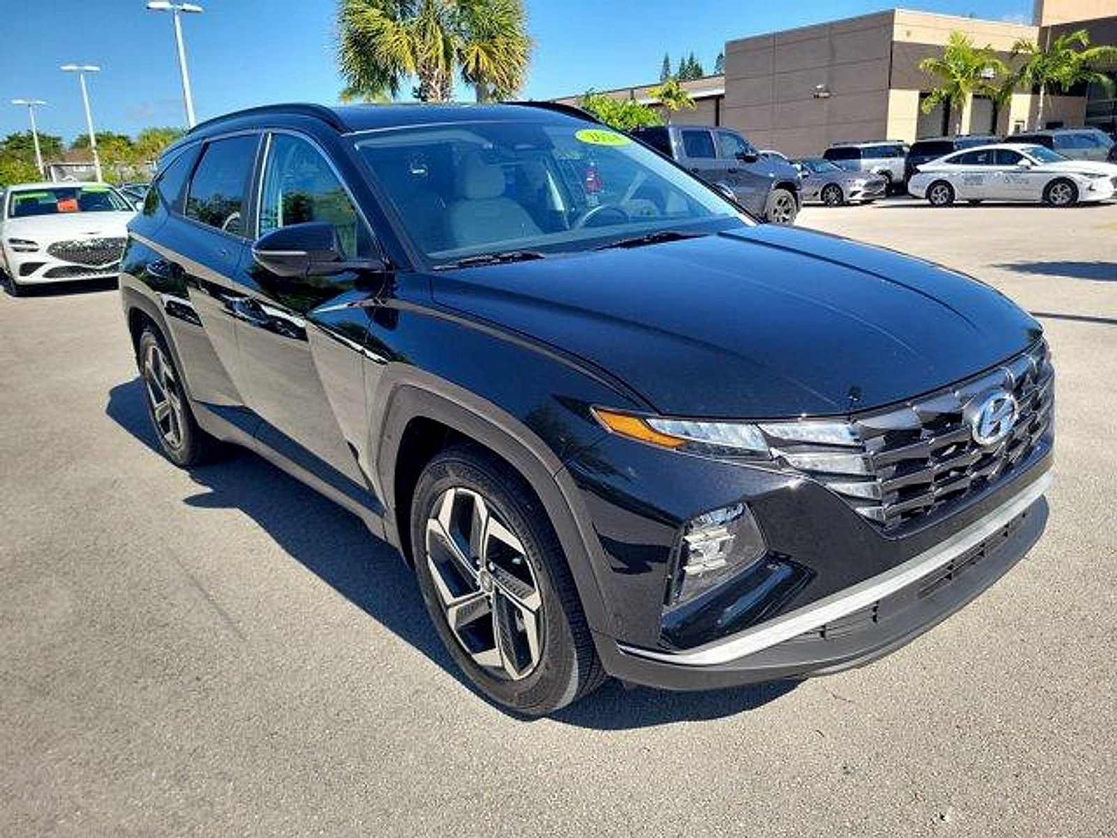 Used 2024 Hyundai Tucson SEL w/ Convenience Package FWD image 3