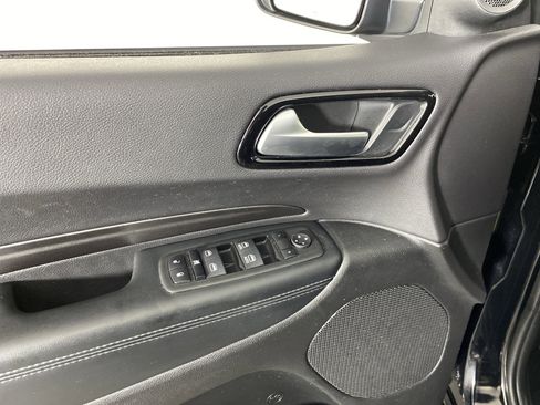 Used 2023 Dodge Durango SXT w/ SXT Blacktop Group AWD/4WD image 22