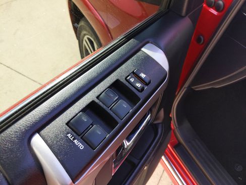 Used 2022 Toyota 4Runner Limited image 14