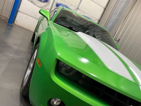 Used 2011 Chevrolet Camaro LT w/ White Stripe Package RWD image 3