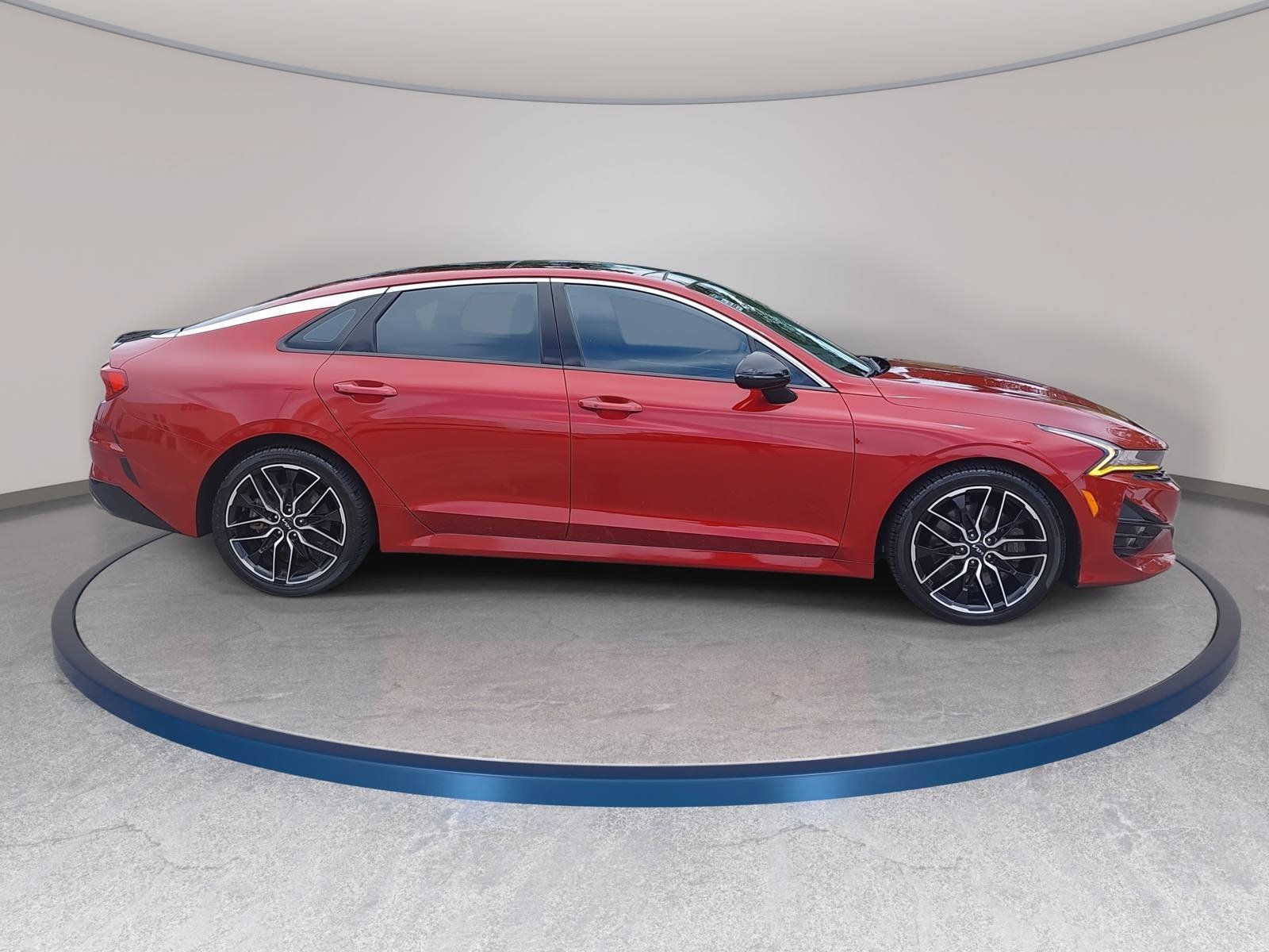 Used 2023 Kia K5 GT FWD image 4