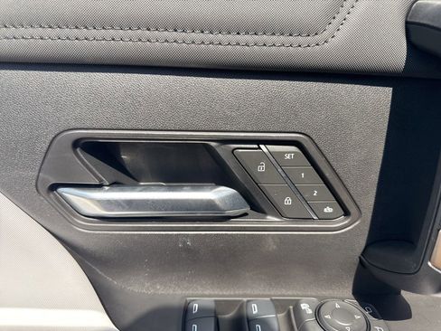 Used 2025 GMC Hummer EV 3X w/ LPO, Dark Essentials Package AWD/4WD image 11