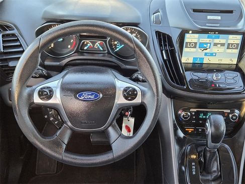 Used 2016 Ford Escape SE w/ Equipment Group 201A image 10