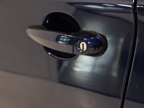 Used 2012 BMW 135i Convertible image 36