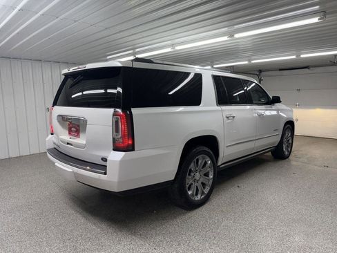 Used 2020 GMC Yukon XL Denali w/ Open Road Package AWD/4WD image 7