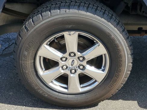 Used 2018 Ford F150 XLT w/ Equipment Group 302A Luxury image 5