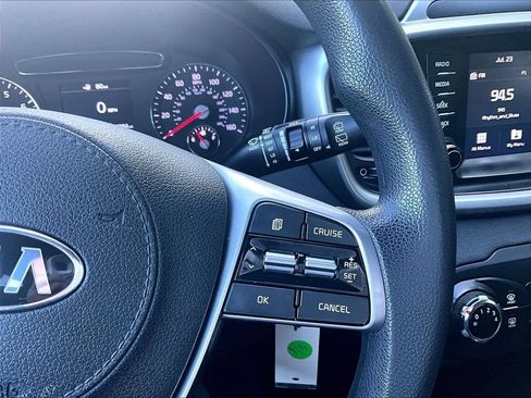 Used 2019 Kia Sorento AWD image 23