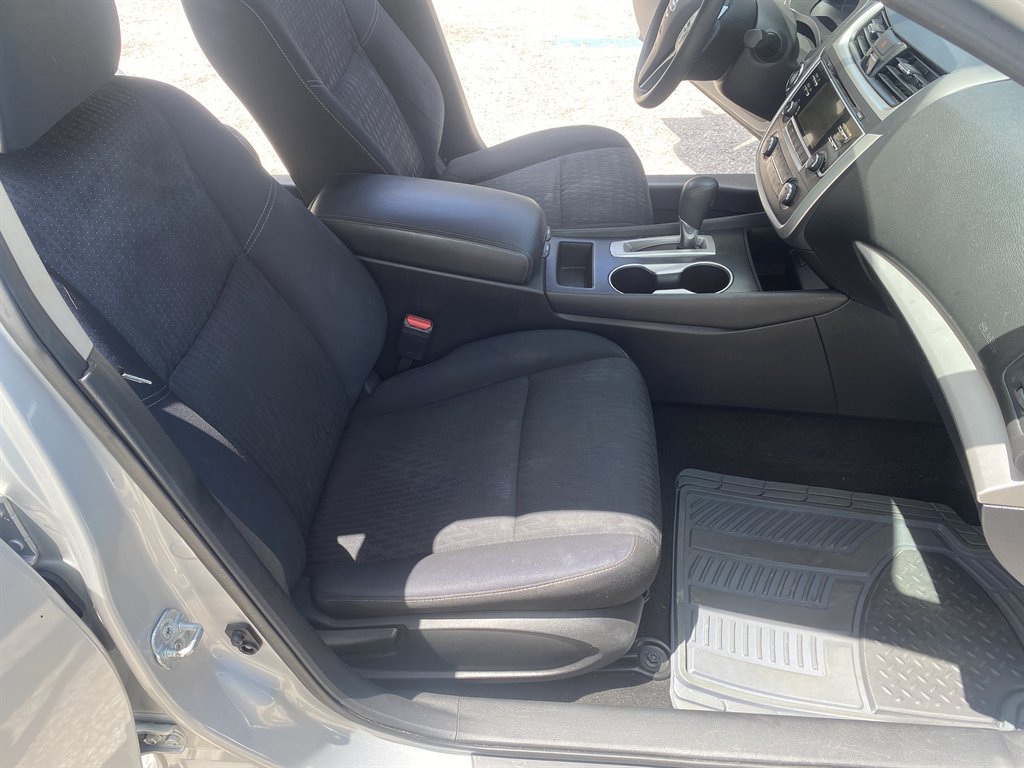 Used 2017 Nissan Altima 2.5 S w/ Power Driver Seat Package FWD image 16