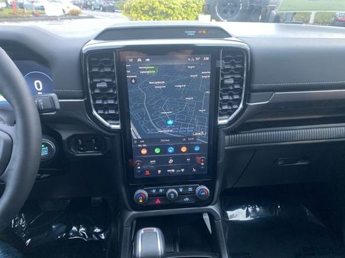 New 2025 Ford Ranger Lariat w/ FX4 Off-Road Package image 15