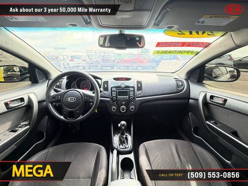 Used 2012 Kia Forte Koup EX FWD image 30