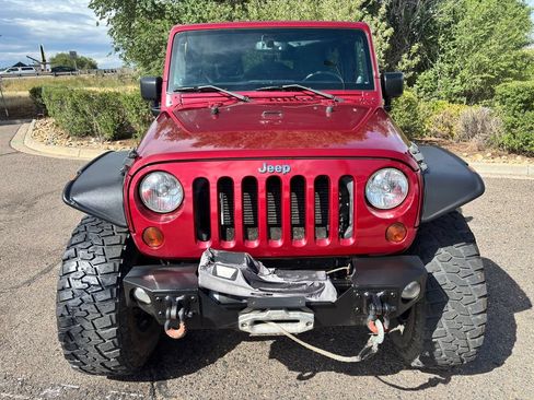 Used 2013 Jeep Wrangler Unlimited Sahara w/ Dual Top Group AWD/4WD image 3