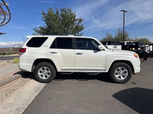 Used 2010 Toyota 4Runner Limited image 2