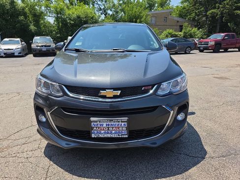 Used 2017 Chevrolet Sonic LT w/ Convenience Package FWD image 4