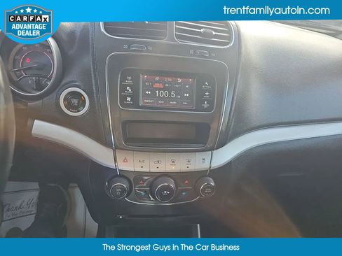 Used 2014 Dodge Journey SE w/ Flexible Seating Group image 24