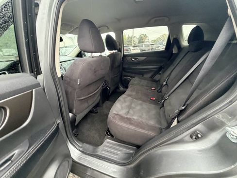 Used 2014 Nissan Rogue SV w/ SV Premium Package image 32