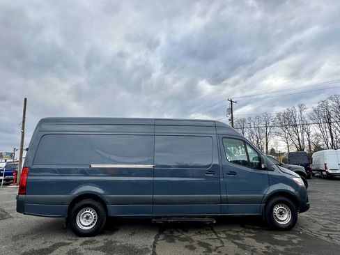 Used 2019 Mercedes-Benz Sprinter 170 image 5