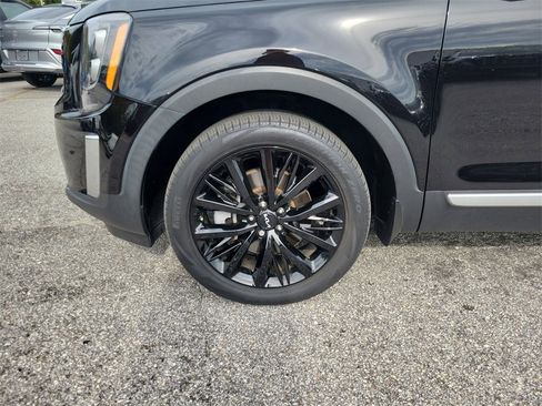 Used 2022 Kia Telluride SX w/ Towing Package image 6