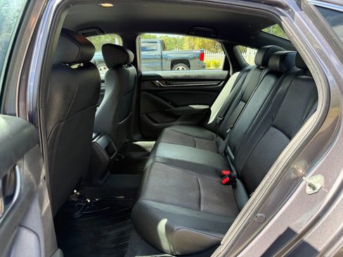 Used 2019 Honda Accord Sport image 12