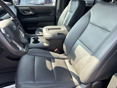 Used 2022 Chevrolet Tahoe Z71 w/ Z71 Off-Road Package AWD/4WD image 28