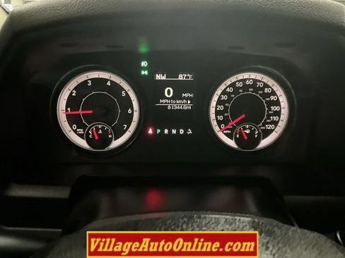 Used 2017 RAM 2500 Big Horn w/ Sport Appearance Group AWD/4WD image 16