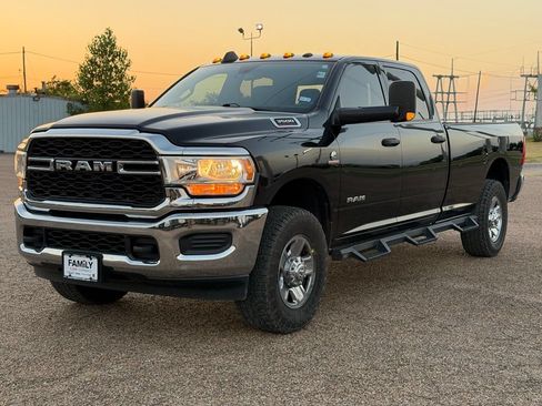 Used 2021 RAM 3500 Tradesman AWD/4WD image 3