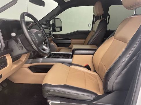 Used 2023 Ford F250 Lariat w/ Chrome Package AWD/4WD image 10