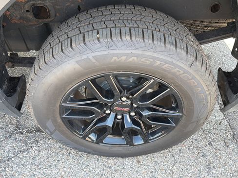 Used 2020 GMC Sierra 1500 4x4 Crew Cab image 8