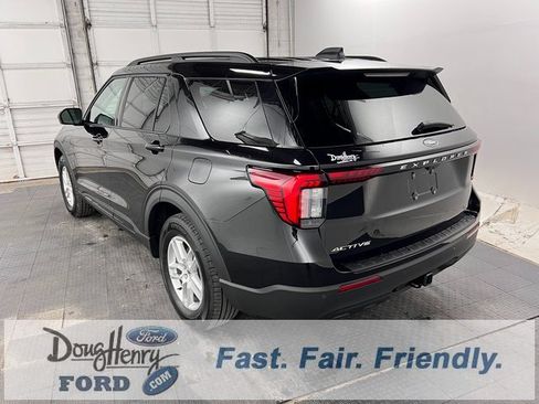 New 2026 Ford Explorer Active image 5
