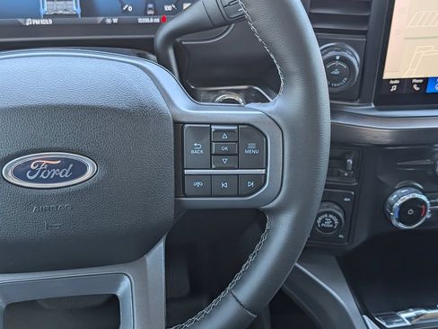 Certified 2025 Ford F250 Lariat w/ Lariat Ultimate Package AWD/4WD image 21