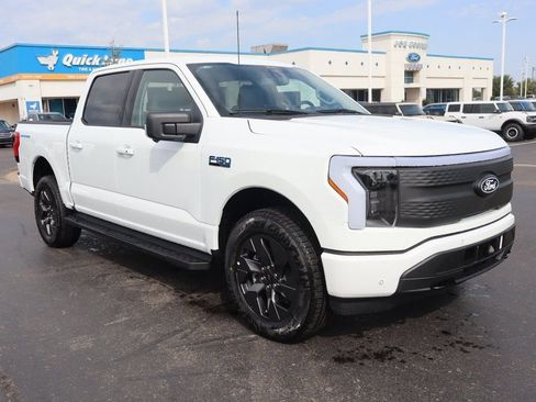 Used 2025 Ford F150 Lightning Flash image 1