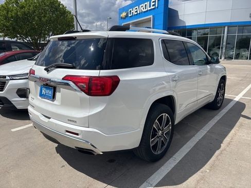 Used 2018 GMC Acadia Denali w/ Technology Package AWD/4WD image 7