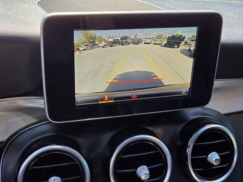 Used 2019 Mercedes-Benz GLC 300 image 18