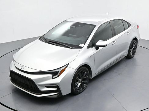 Used 2023 Toyota Corolla SE FWD image 33