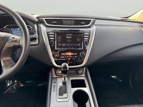 Used 2020 Nissan Murano SL w/ Moonroof Package AWD/4WD image 17