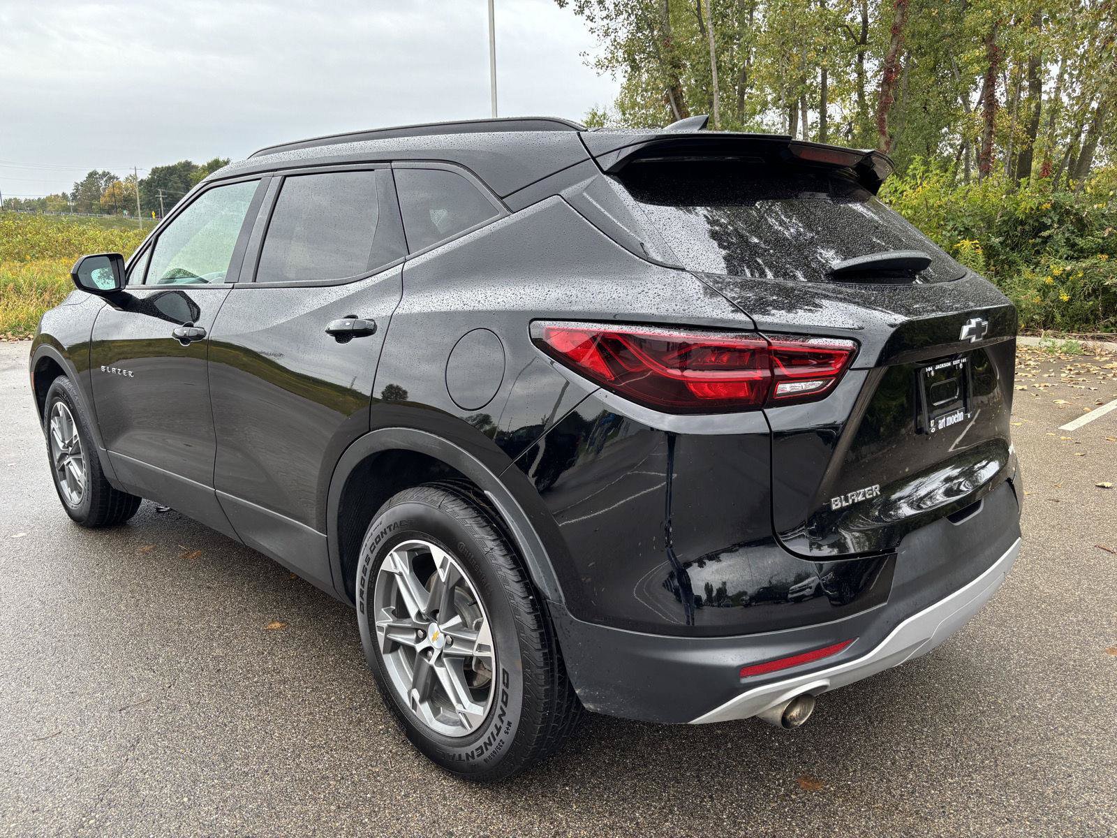 Used 2023 Chevrolet Blazer LT w/ Convenience Package FWD image 3