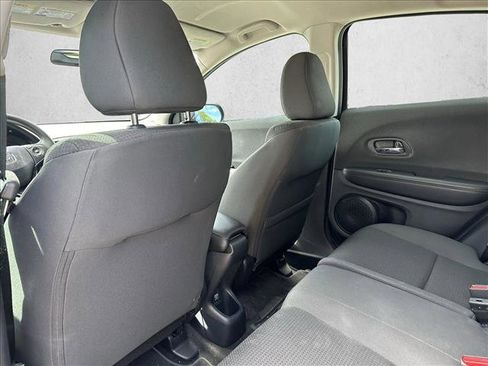 Used 2022 Honda HR-V LX image 17